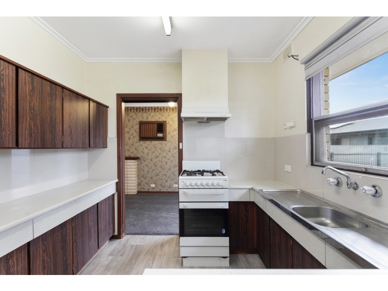 4 Ellis Street, Port Noarlunga SA 5167