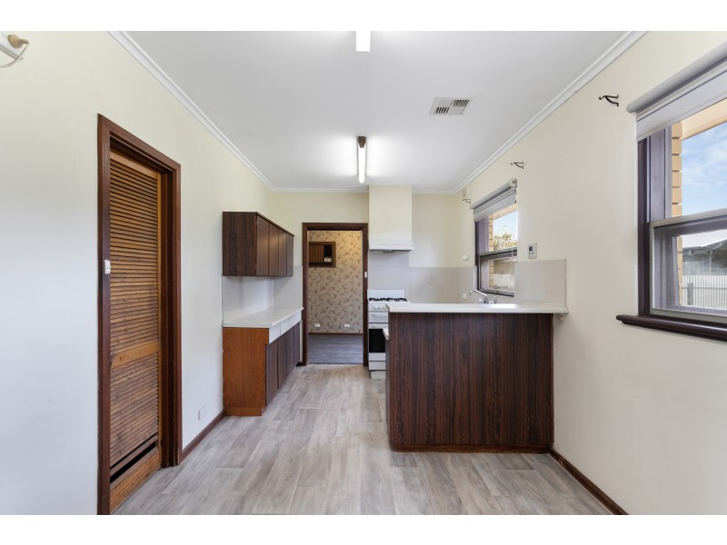 4 Ellis Street, Port Noarlunga SA 5167