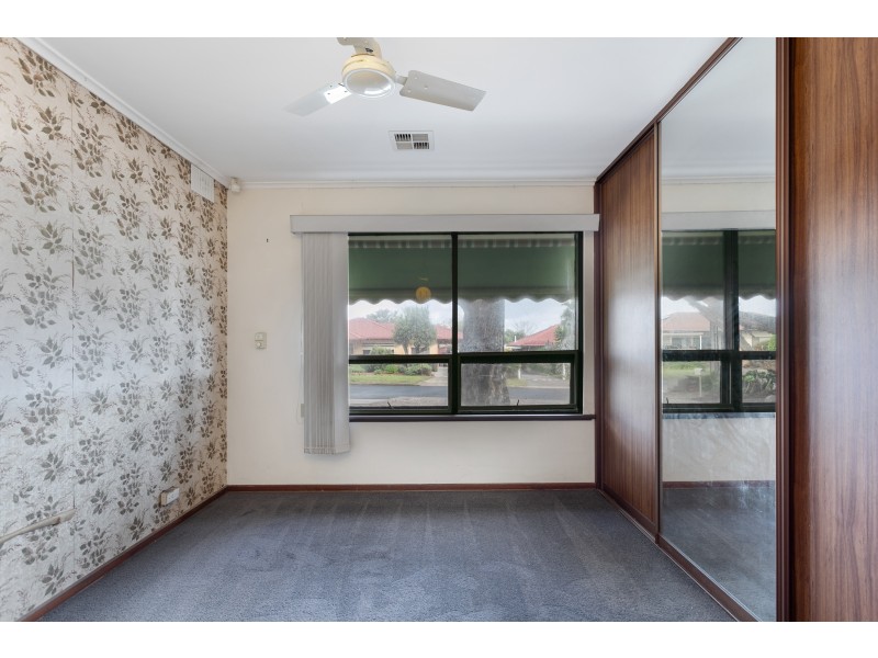 4 Ellis Street, Port Noarlunga SA 5167