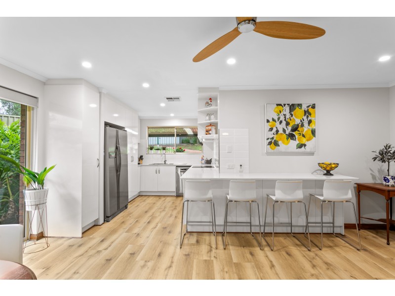 61 Emerald Street, Flagstaff Hill SA 5159