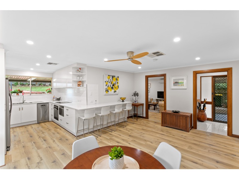 61 Emerald Street, Flagstaff Hill SA 5159