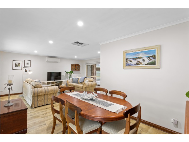 61 Emerald Street, Flagstaff Hill SA 5159