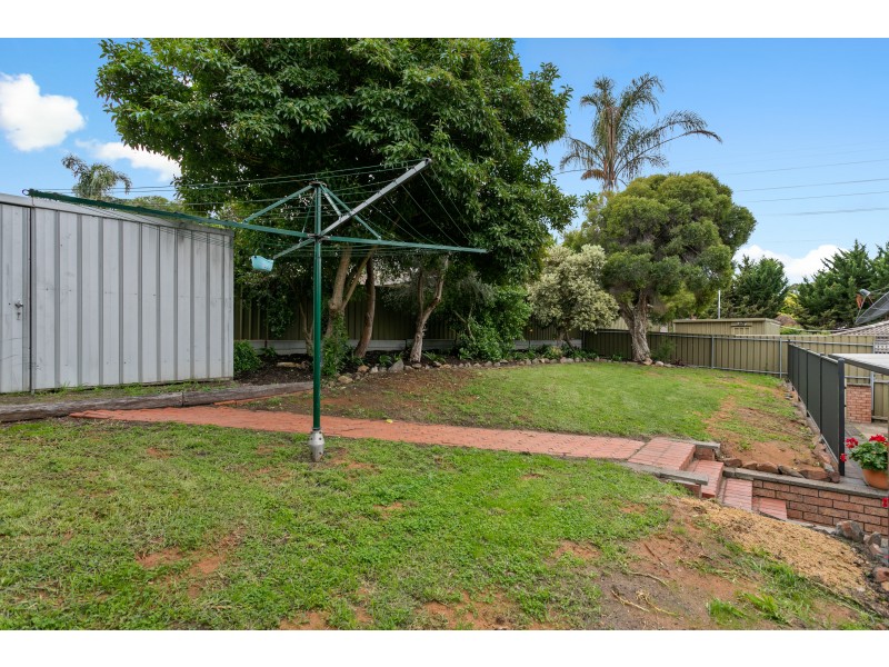 61 Emerald Street, Flagstaff Hill SA 5159