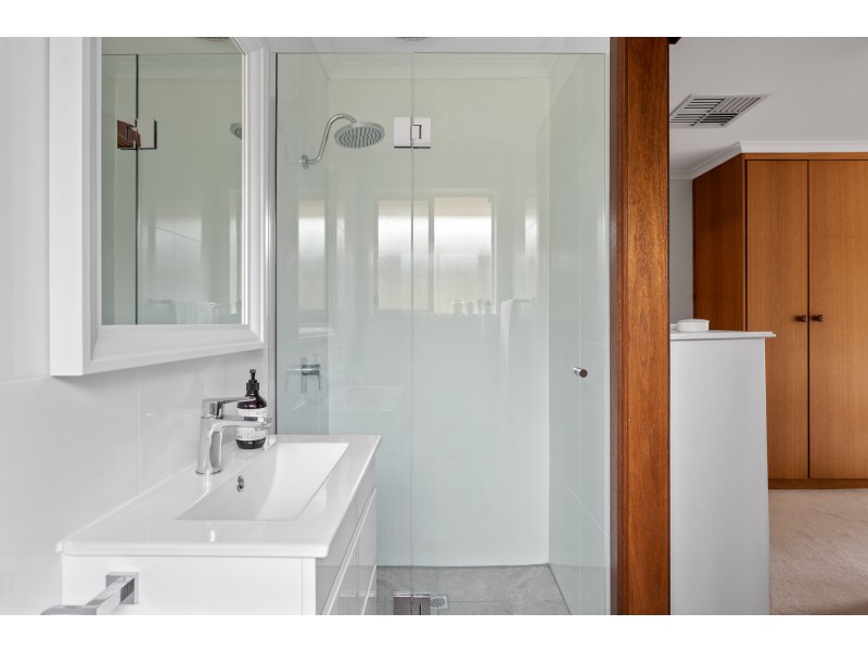 61 Emerald Street, Flagstaff Hill SA 5159