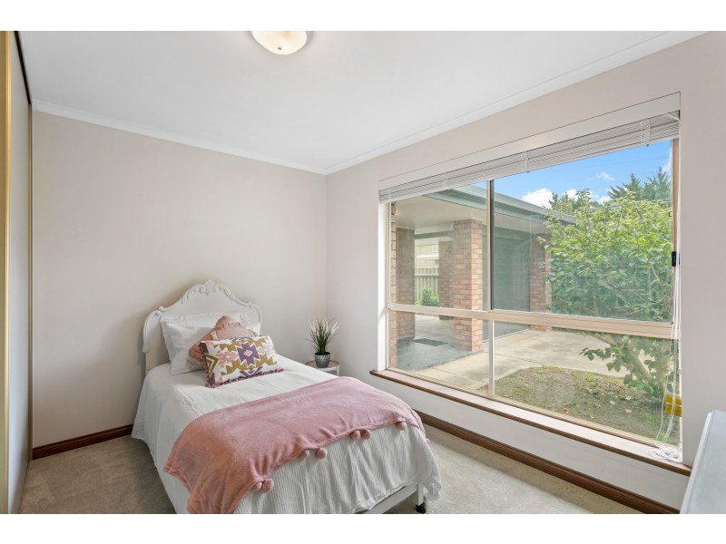 61 Emerald Street, Flagstaff Hill SA 5159