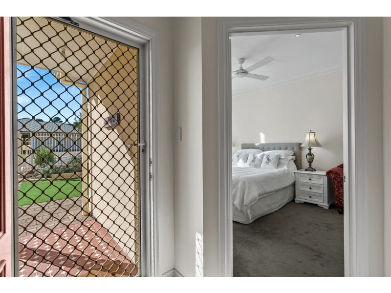 30 Allworth Drive, Happy Valley SA 5159