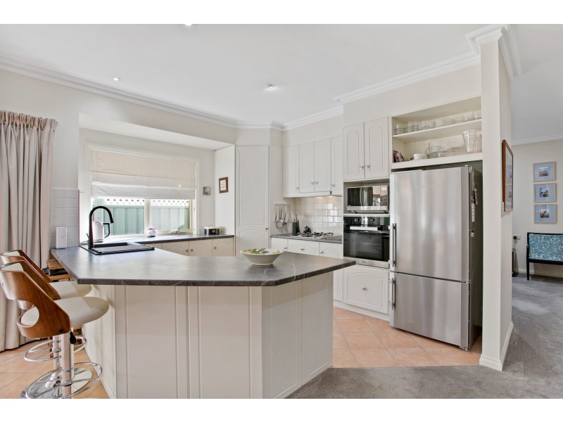 30 Allworth Drive, Happy Valley SA 5159