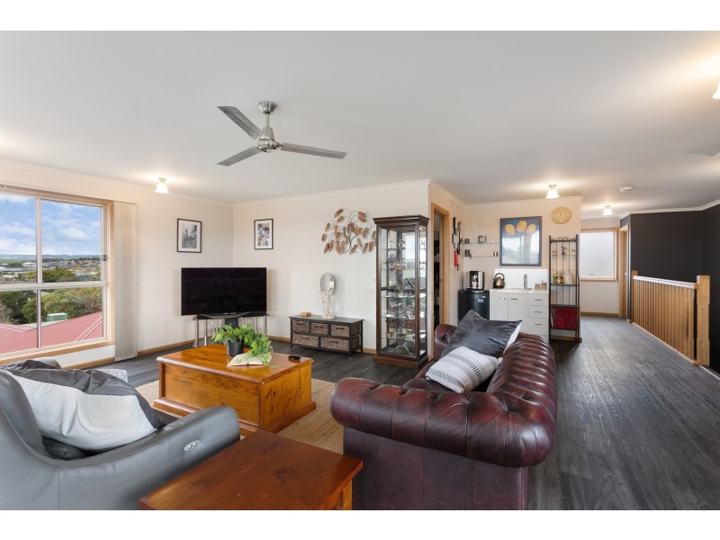 1 Ashford Court, Moana SA 5169