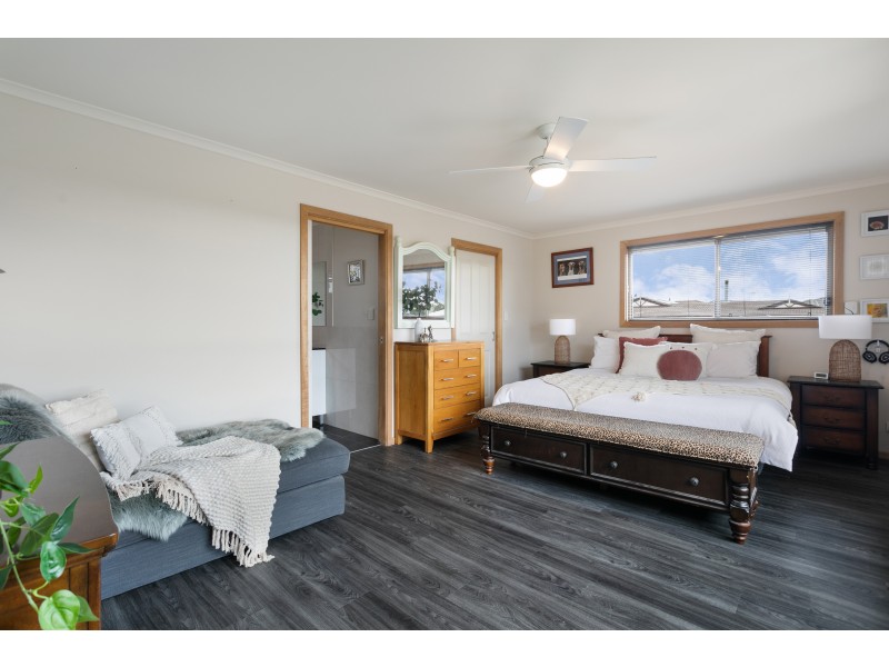 1 Ashford Court, Moana SA 5169