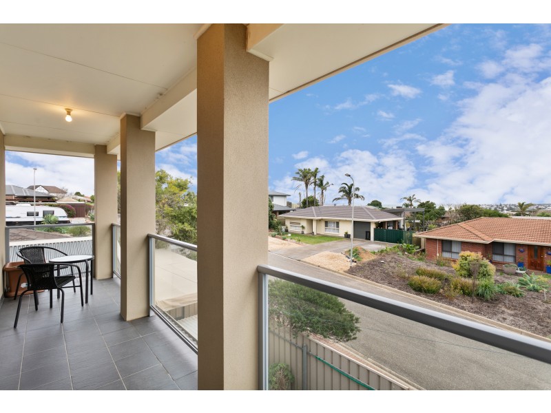 1 Ashford Court, Moana SA 5169