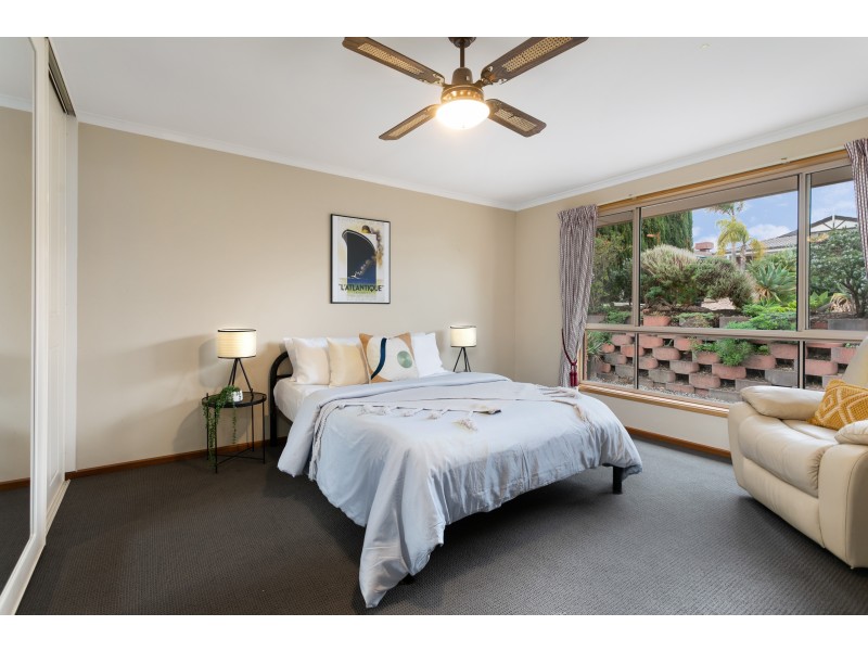 1 Ashford Court, Moana SA 5169