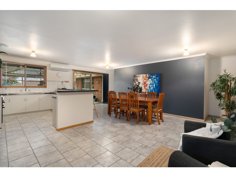 1 Ashford Court, Moana SA 5169