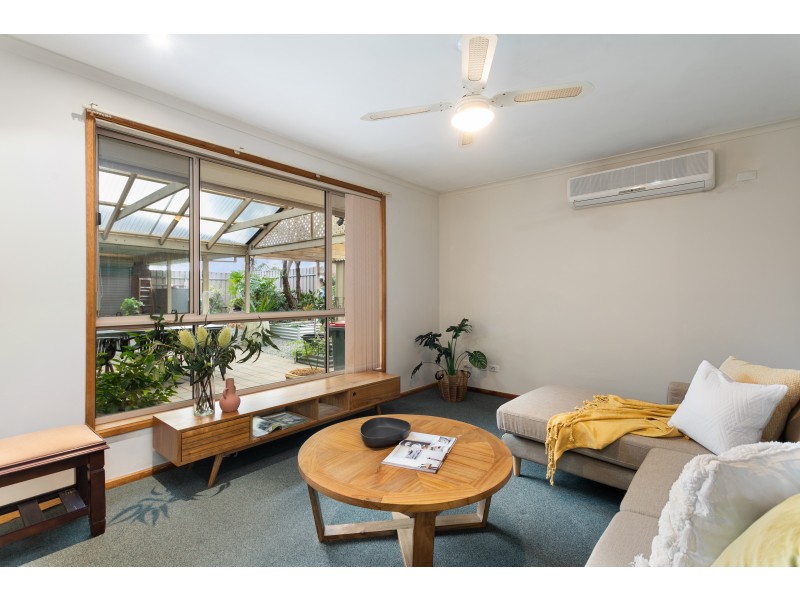 1 Ashford Court, Moana SA 5169