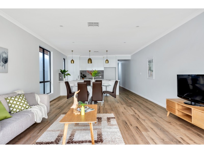 12 Lambert Avenue, Christies Beach SA 5165