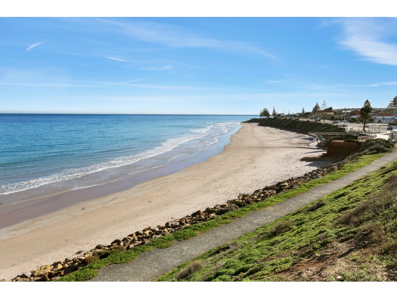 12 Lambert Avenue, Christies Beach SA 5165