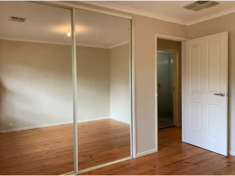 9 Dargie Avenue, Hope Valley SA 5090