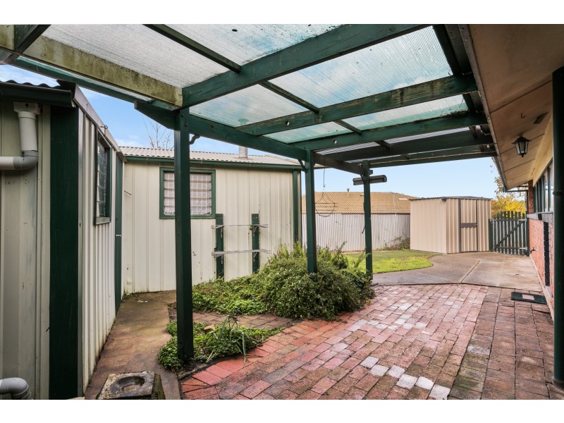 16 Eurelia Road, Sheidow Park SA 5158