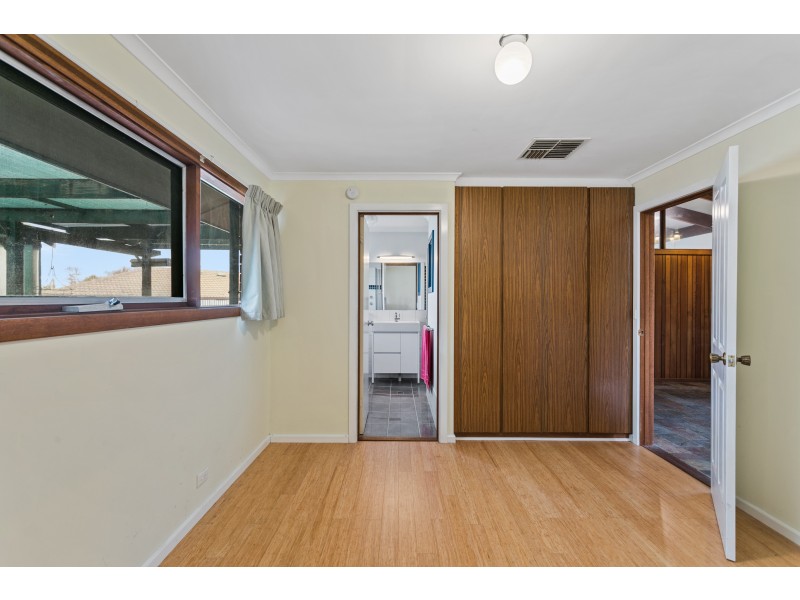 16 Eurelia Road, Sheidow Park SA 5158