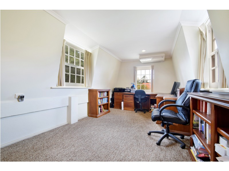 27 Pethick Terrace, Marion SA 5043