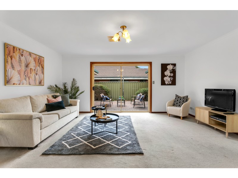 8 Middlebrook Court, Woodcroft SA 5162