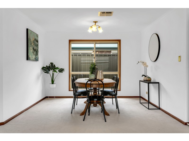 8 Middlebrook Court, Woodcroft SA 5162