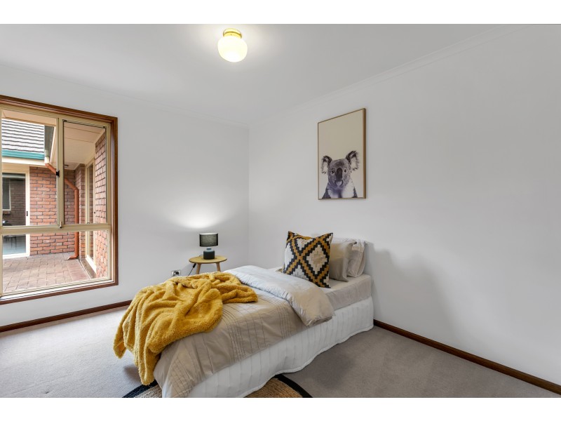 8 Middlebrook Court, Woodcroft SA 5162