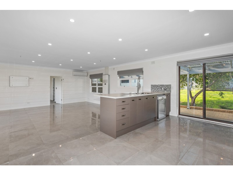 14 Vine Street, Morphett Vale SA 5162