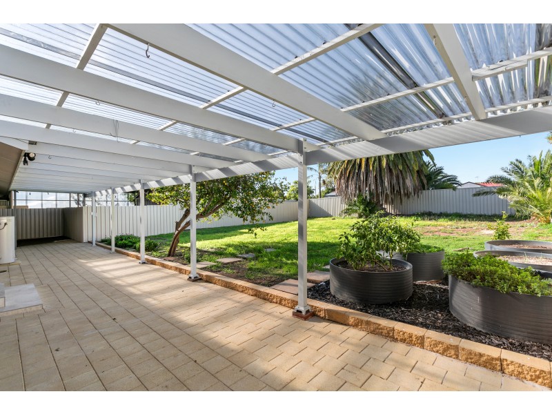 14 Vine Street, Morphett Vale SA 5162