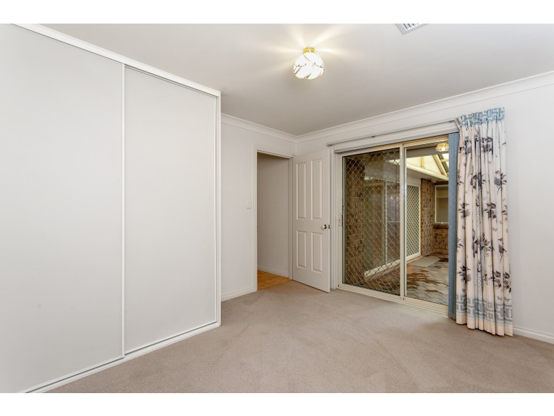 6 Earls Court, Craigburn Farm SA 5051