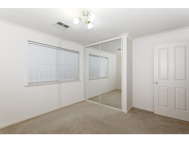 6 Earls Court, Craigburn Farm SA 5051