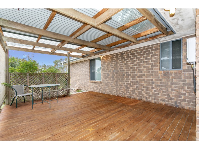 15 Madigan Crescent, Woodcroft SA 5162