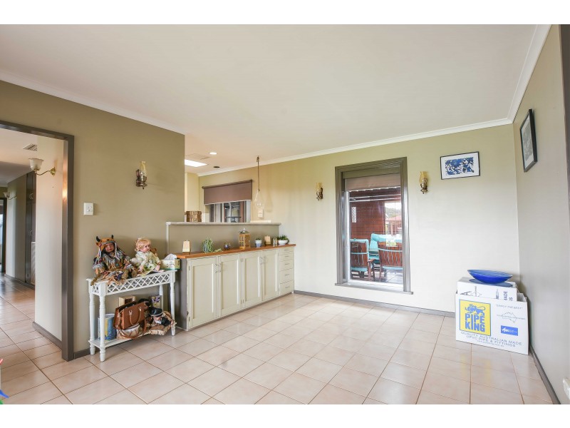 10 Hollins St, Old Noarlunga SA 5168