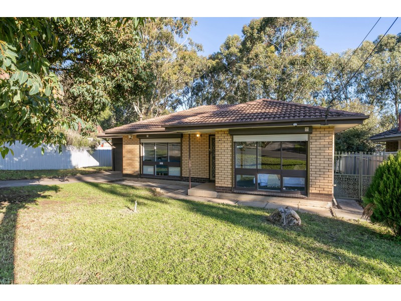 13 Arnold Drive, Hackham SA 5163