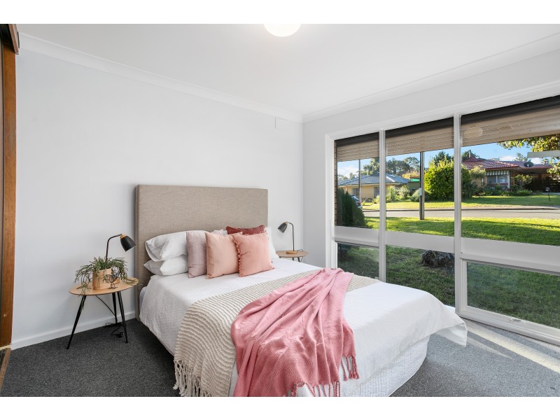 13 Arnold Drive, Hackham SA 5163