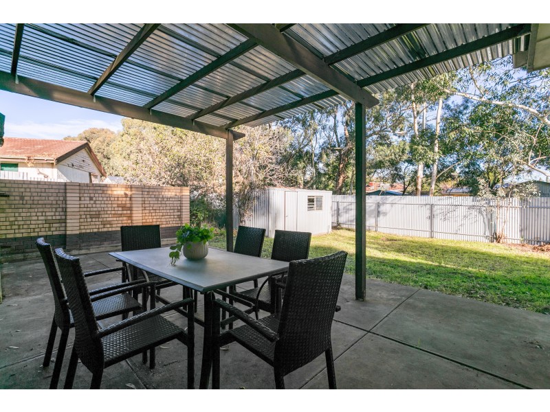 13 Arnold Drive, Hackham SA 5163