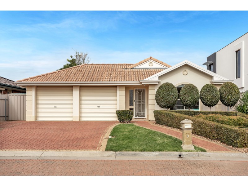 9 Carlisle Court, Hallett Cove SA 5158