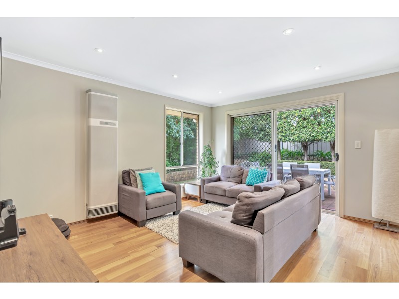 9 Carlisle Court, Hallett Cove SA 5158