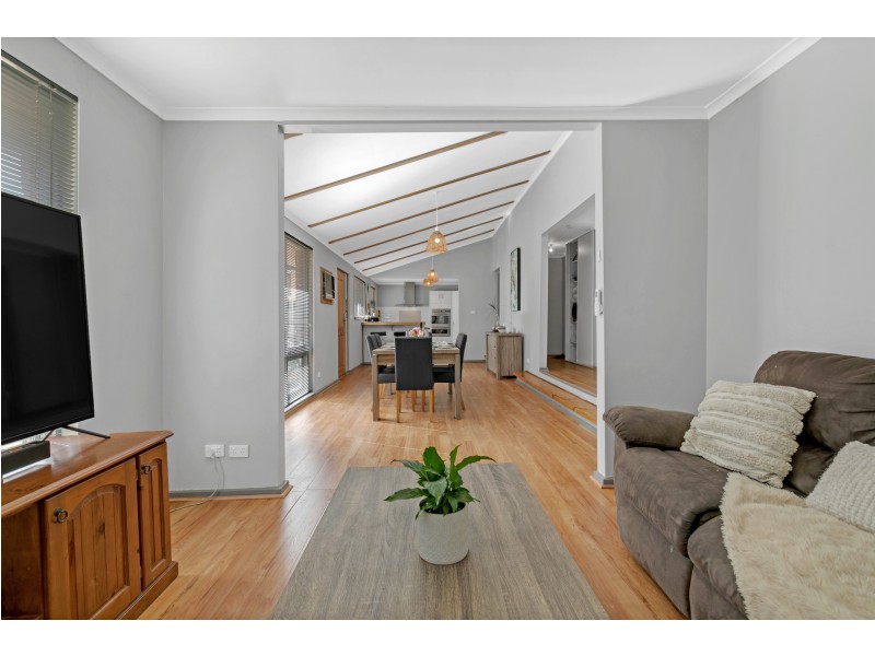 170 Wheatsheaf Road, Morphett Vale SA 5162