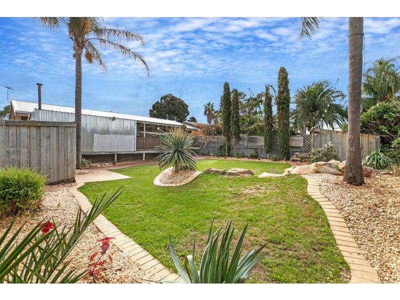 170 Wheatsheaf Road, Morphett Vale SA 5162