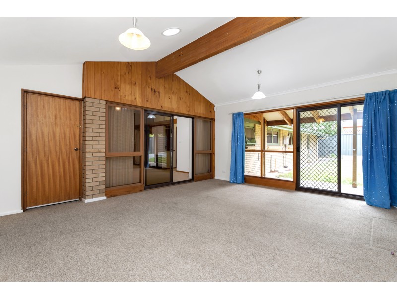 9 Georgiana Street, Flagstaff Hill SA 5159