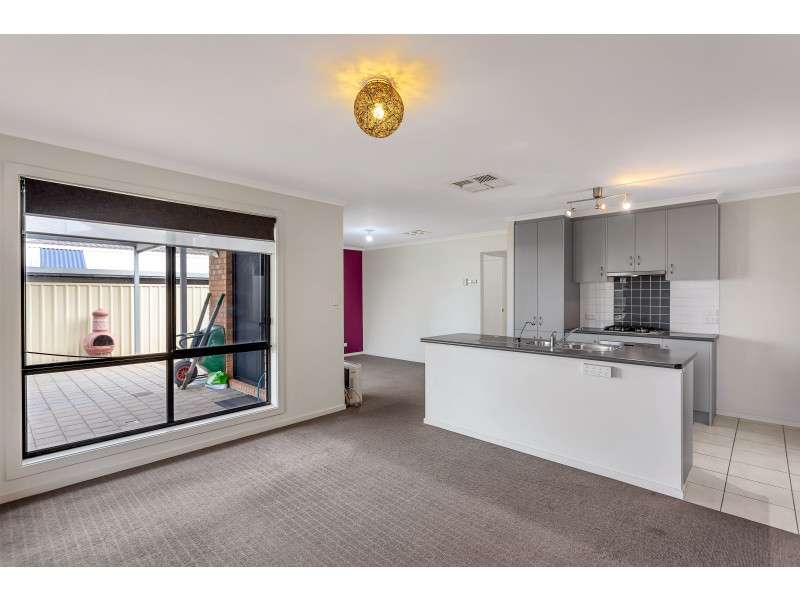 16 Antonio Street, Huntfield Heights SA 5163