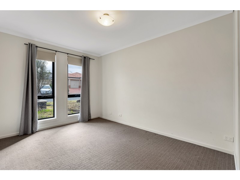 16 Antonio Street, Huntfield Heights SA 5163