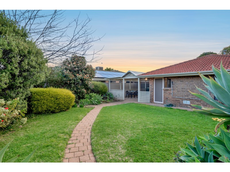 15 Gannet Place, Seaford Rise SA 5169