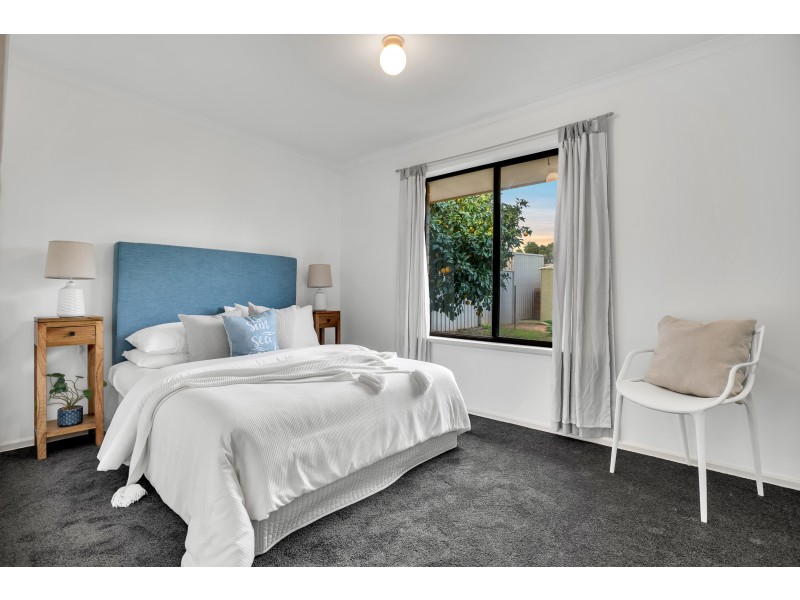 15 Gannet Place, Seaford Rise SA 5169