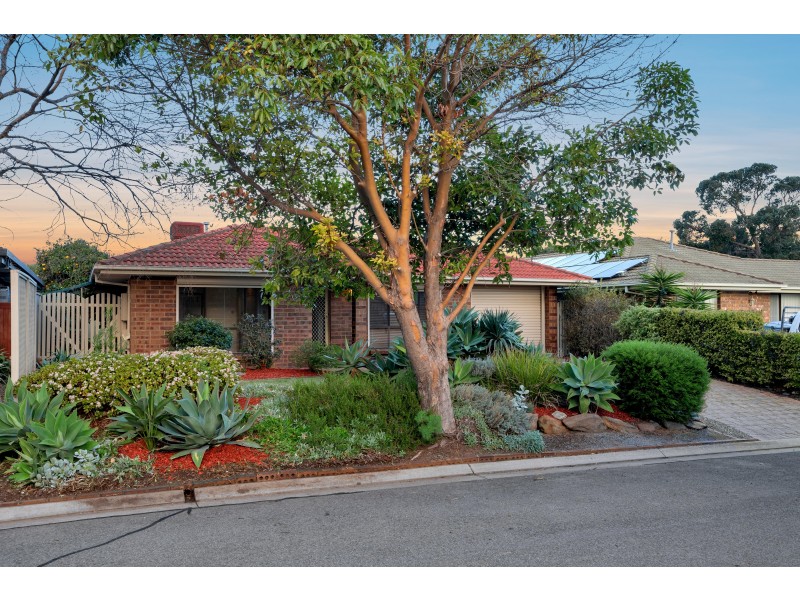 15 Gannet Place, Seaford Rise SA 5169