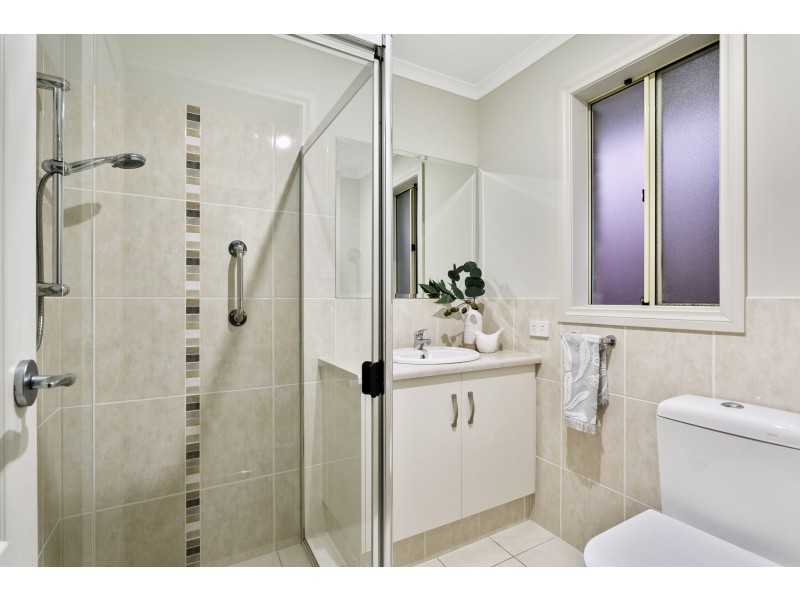 15 Tasman Court, Hallett Cove SA 5158