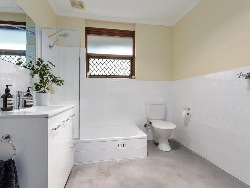 8/15 First Avenue, Ascot Park SA 5043