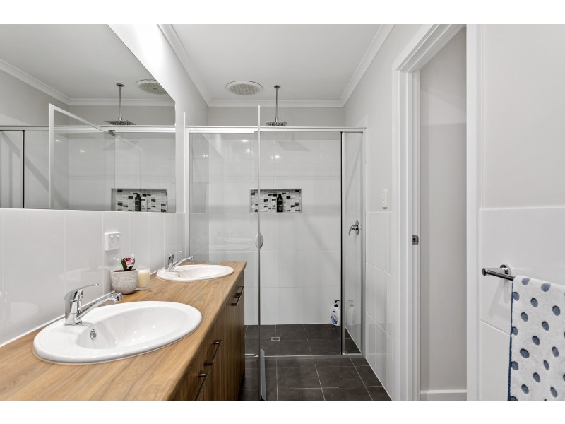 19 Humphrys Road, Aldinga Beach SA 5173