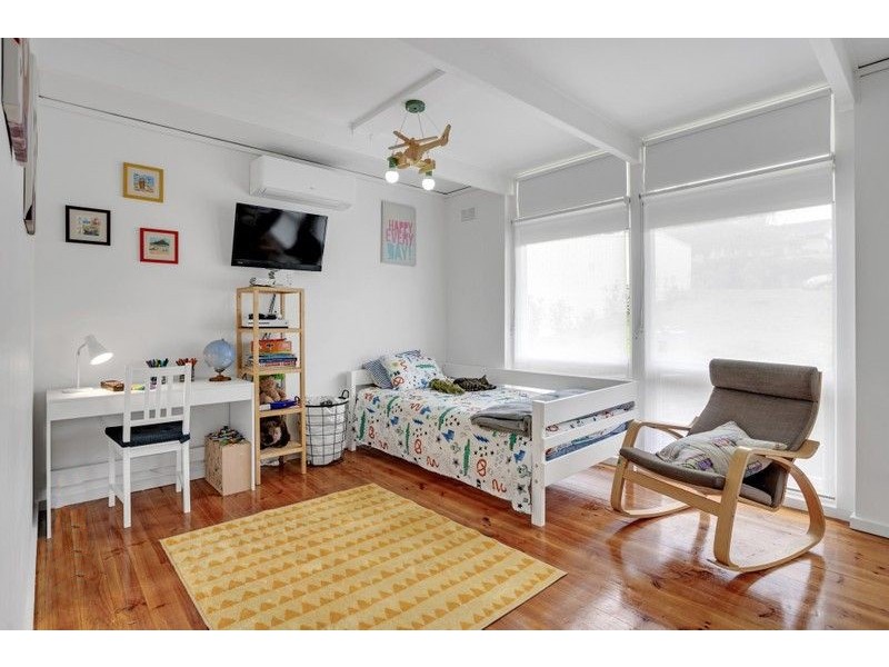 35 Audrey Crescent, Valley View SA 5093