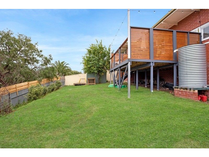 35 Audrey Crescent, Valley View SA 5093